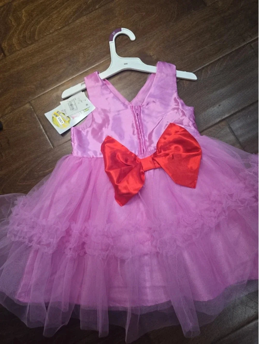 3t brand new, the grinch christmas dress item 563G8